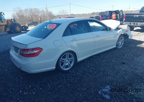 2012 Mercedes-Benz E 350 из США, поврежденный, VIN WDDHF5KB1CA601242